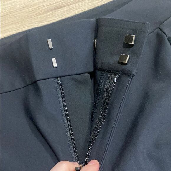 Athleta Stellar Mid-Rise Slim Pants Black Euroluxe Size‎ 4 Tall NWOT - Picture 5 of 11